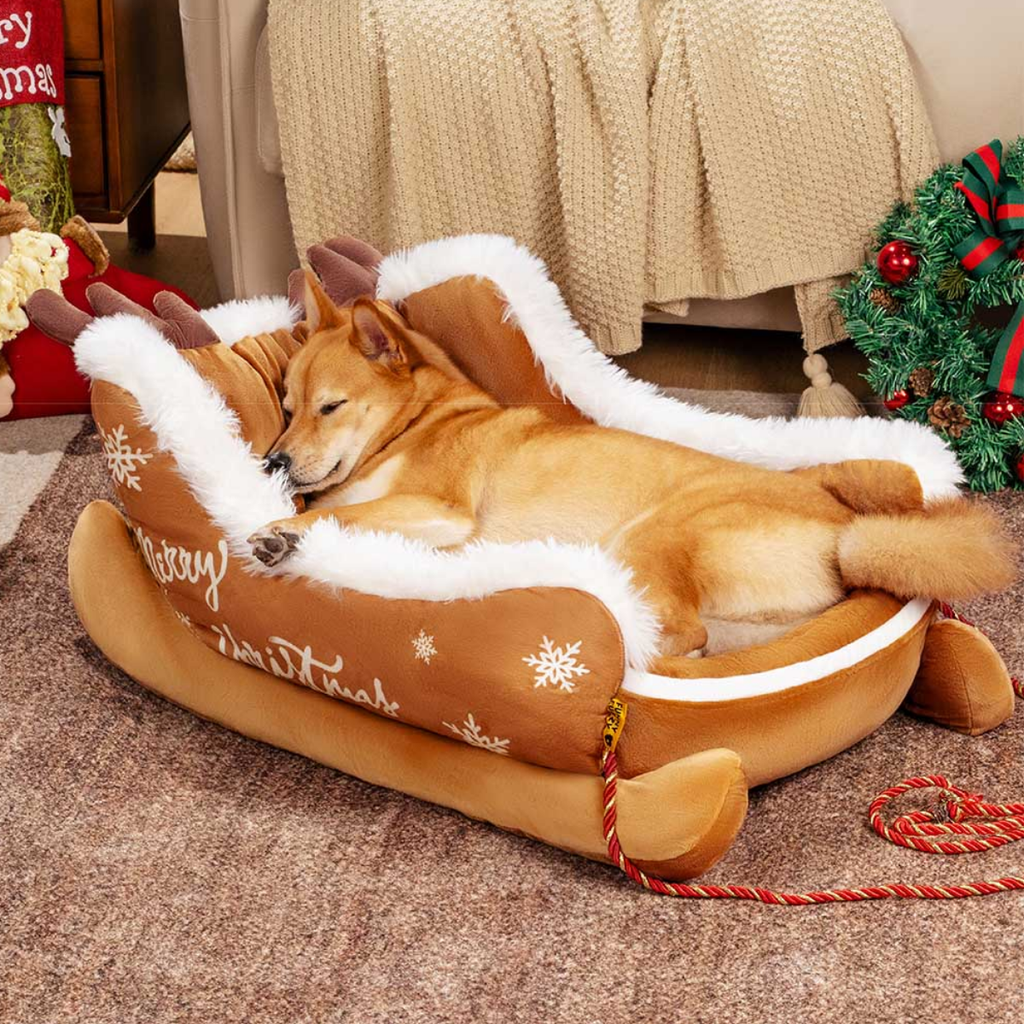 Cama Pet Natalina em Formato de Trenó, Base Antiderrapante - CozySled™